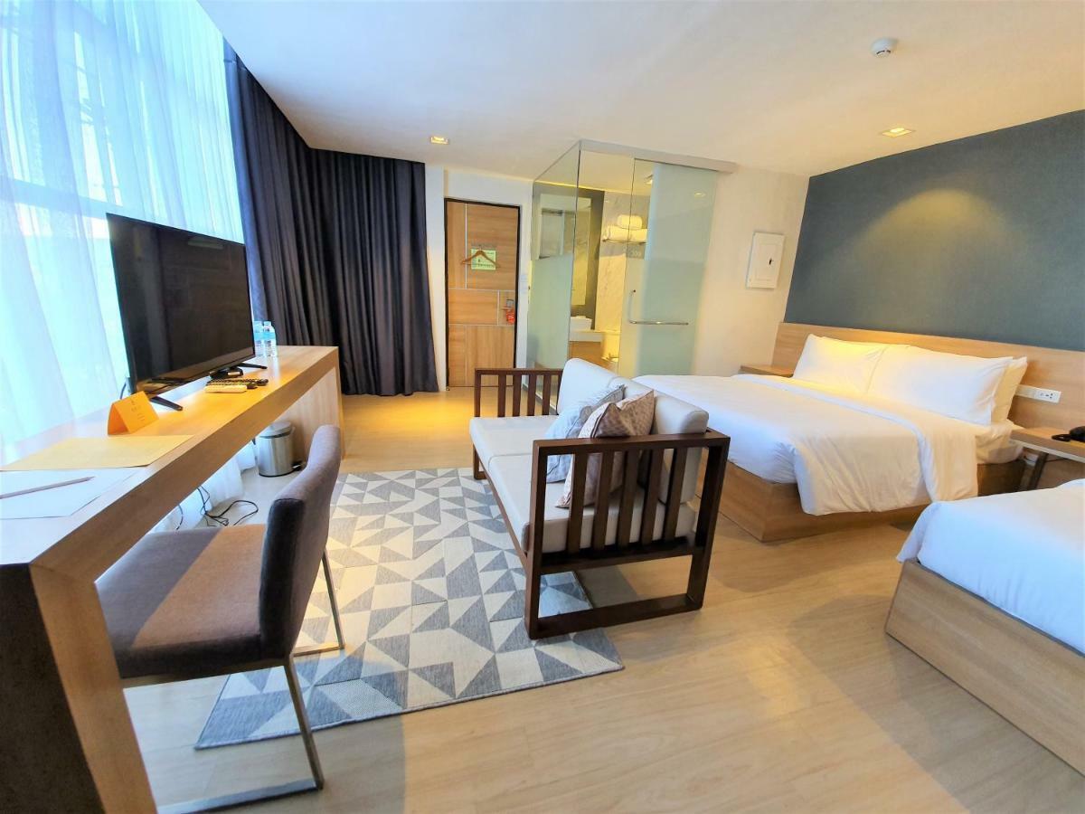 The Upperroom @ Real Suites Bacolod Dış mekan fotoğraf